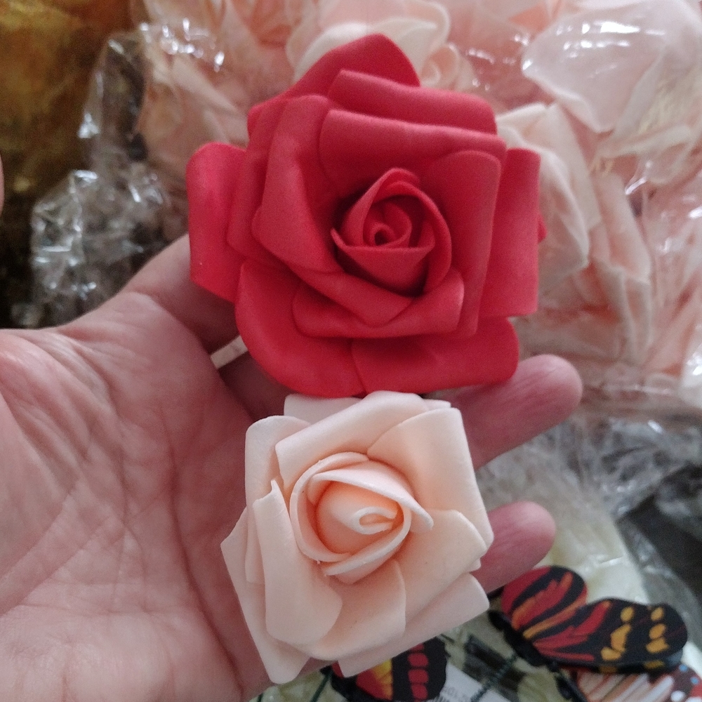 Lot of Assorted Artificial Foam Rose Flower Heads and Butterflies Accents. - Picture 4 of 6